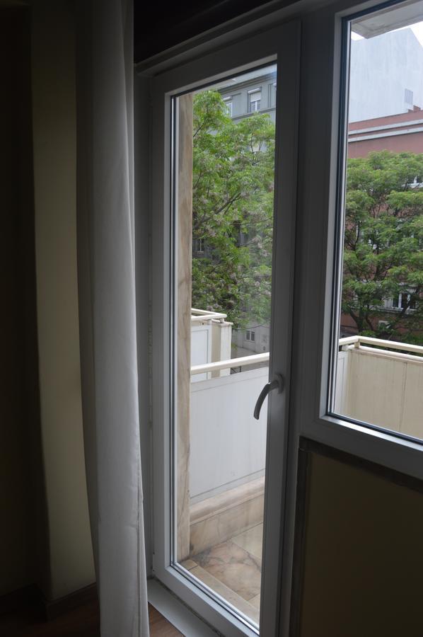 Wallis Sao Bento Guest house 3*